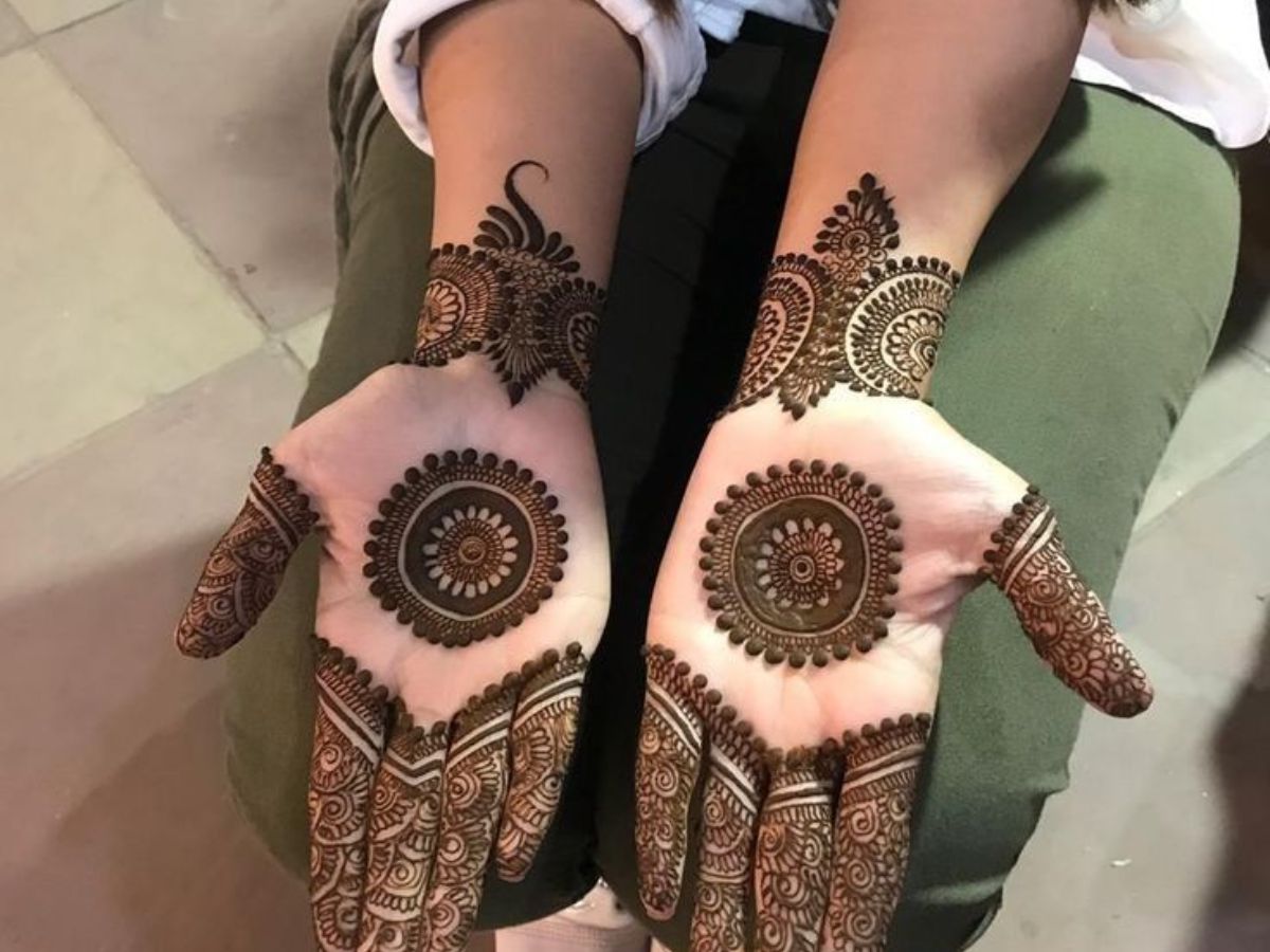 Raksha bandhan 2025: Pinterest inspired मेंहदी डिजाइंस जो इस रक्षा बंधन ज़रूर ट्राय करे। - Photo Gallery