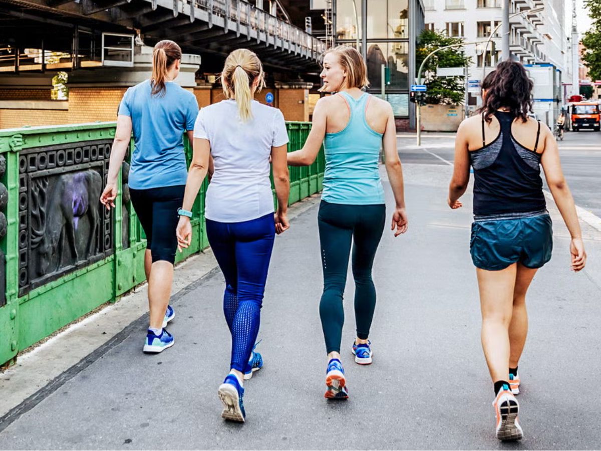 health-tips-weight-loss-with-interval-walking-here-are-its-benefits-other-than-weight-loss वजन घटाने का नया मंत्र: स्लो + फास्ट वॉकिंग कॉम्बो अपनाएं आज से - Photo Gallery