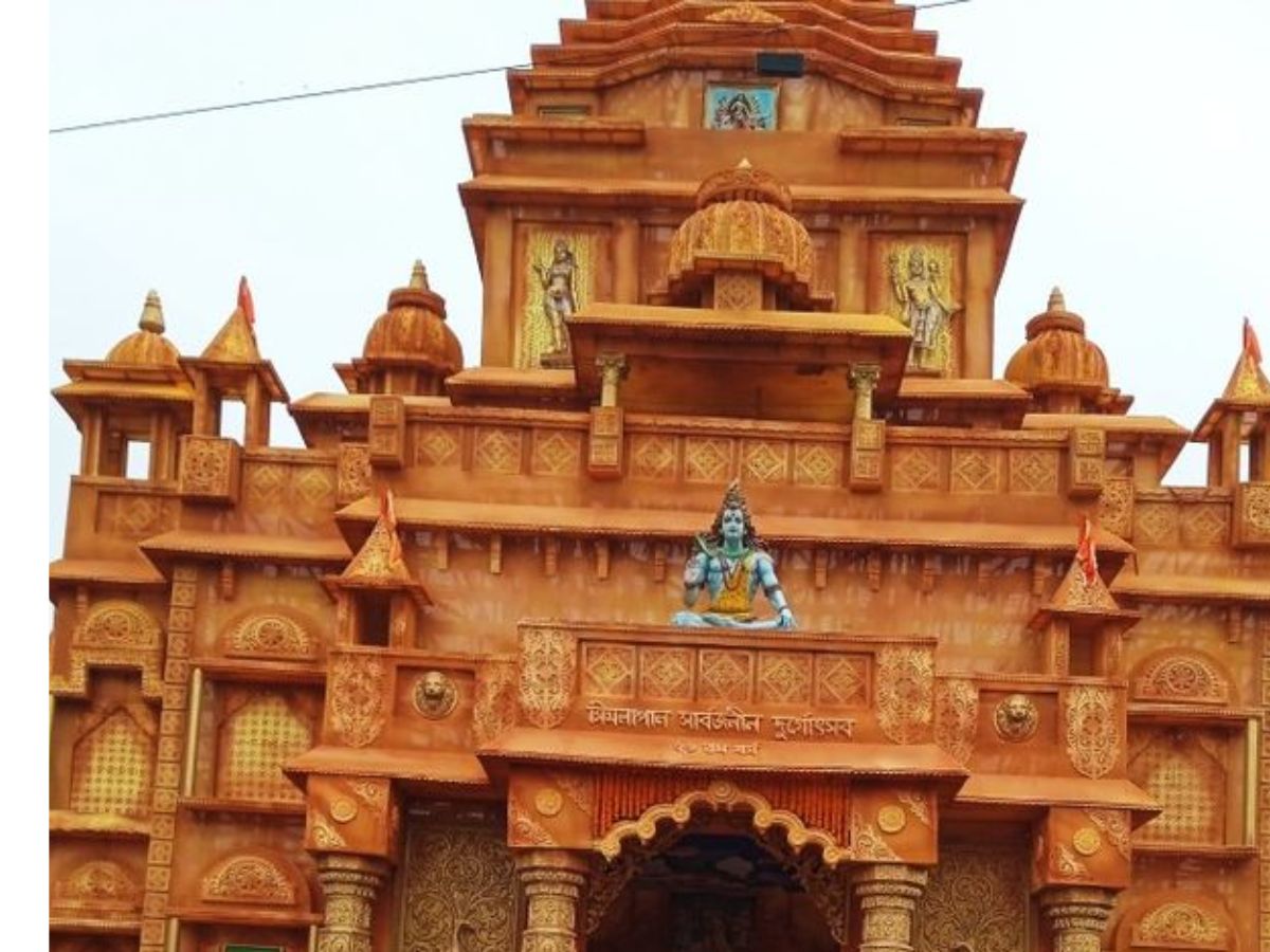 temple-visit-rituals-7-this-things-to-mind-before-going-to-the-temple-god-blessing-you Temple Visit Rituals: मंदिर में प्रवेश से पहले इन 7 बातों का रखें खास ख्याल - Photo Gallery
