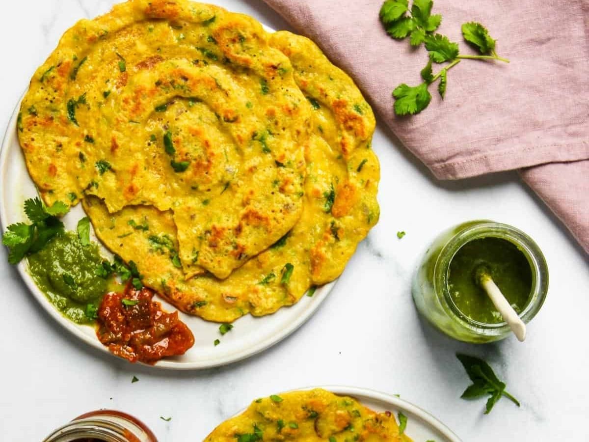 दाल बच गई ? उसे फ़ैके न्ही, उससे बनाये ये आसान और healthy snacks। - Photo Gallery