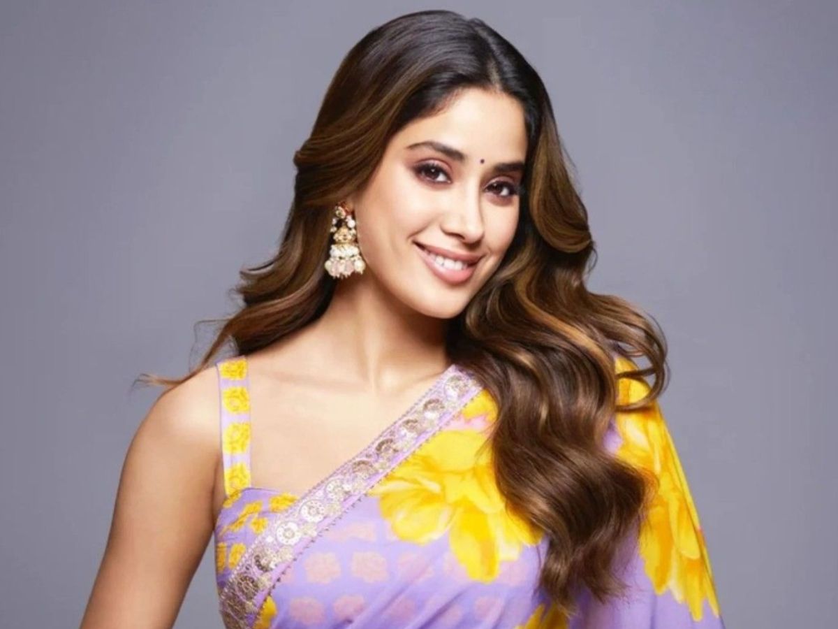 आप भी करे इस रक्षाबंधन पर अपनी फेवरेट एक्ट्रेस जैसा लुक ट्राय - Photo Gallery