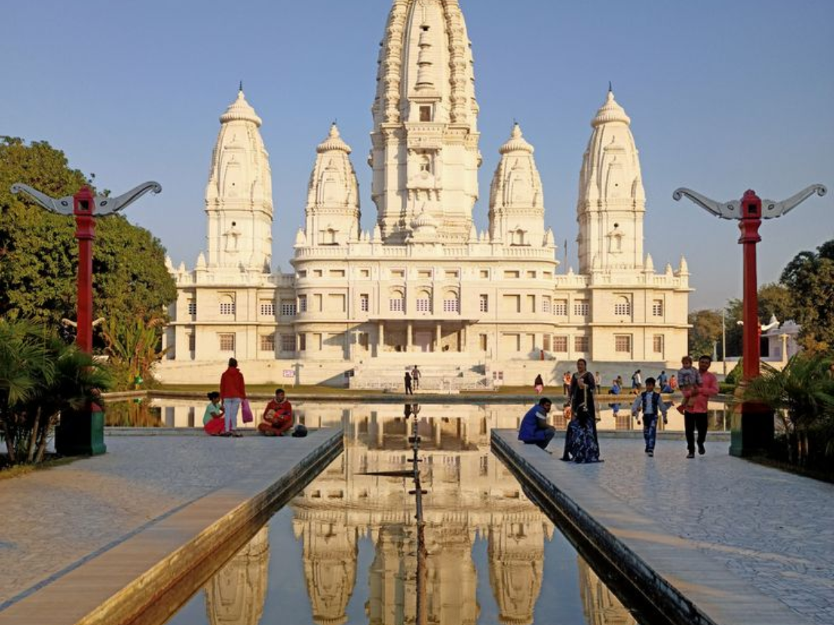 अगर आपको भी है ,प्राचीन स्थानों से प्यार है  तो कोलकाता से वाराणसी की यह गंगा यात्रा मिस मत कीजिए। - Photo Gallery