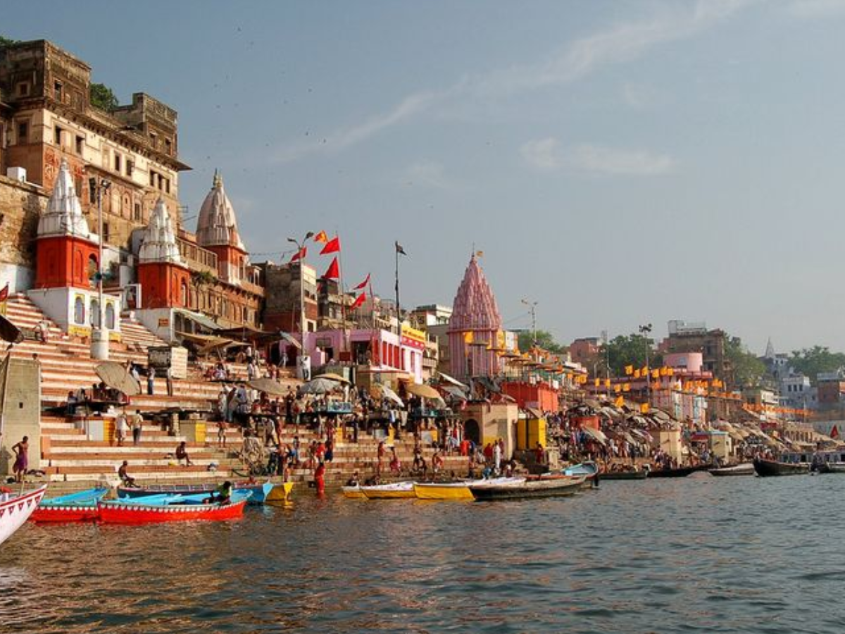 अगर आपको भी है ,प्राचीन स्थानों से प्यार है  तो कोलकाता से वाराणसी की यह गंगा यात्रा मिस मत कीजिए। - Photo Gallery