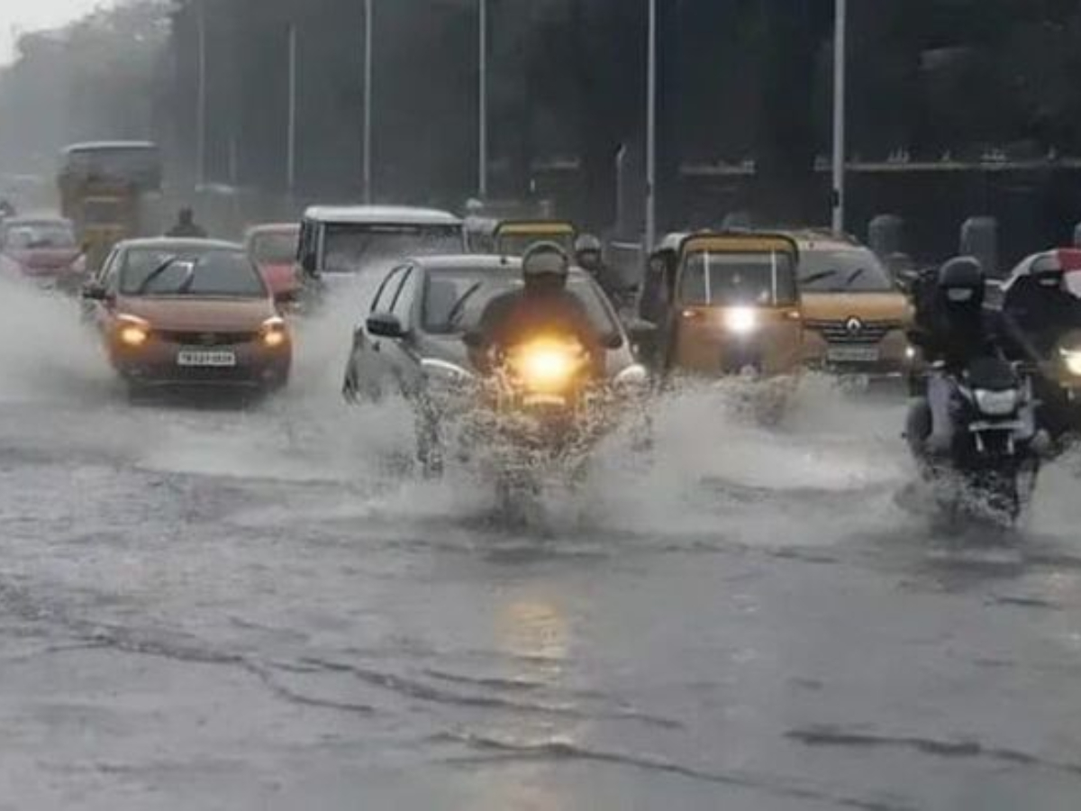Telangana: Heavy rain causes waterlogging in Mithila Nagar Colony in Rangareddy