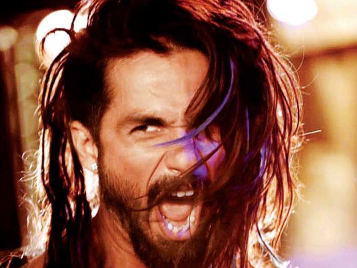 विवाह से लेकर कबीर सिंह तक, शाहिद कपूर की वो फिल्में जिसमे दिखाई उन्होंने दमदार ऐक्टिंग - Photo Gallery