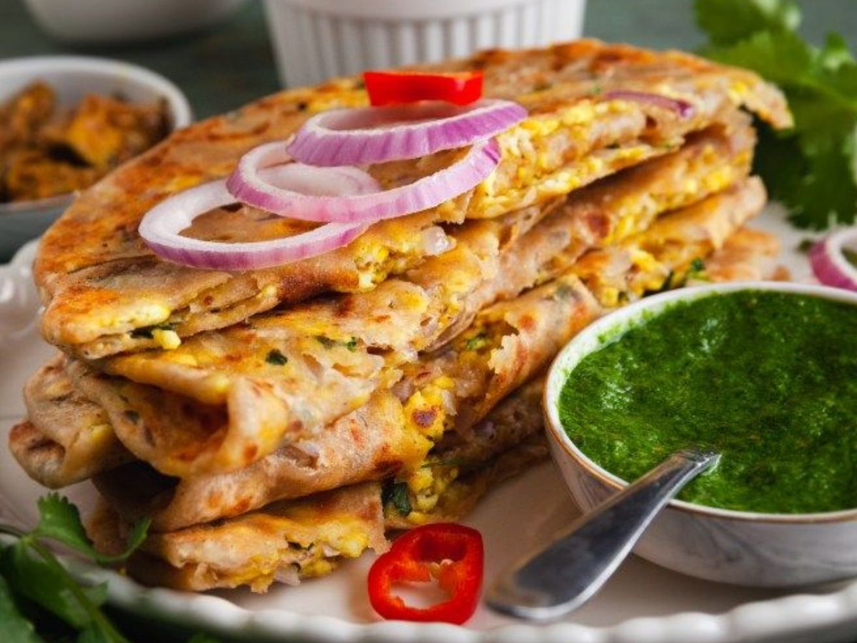 turn-your-parathas-into-healthy-meal-with-these-perfect-and-fibre-rich-stuffing-ideas Beetroot और Sweetcorn से बनाएं ये स्वादिष्ट पराठे! पेट भरेगा लेकिन मन नहीं - Photo Gallery