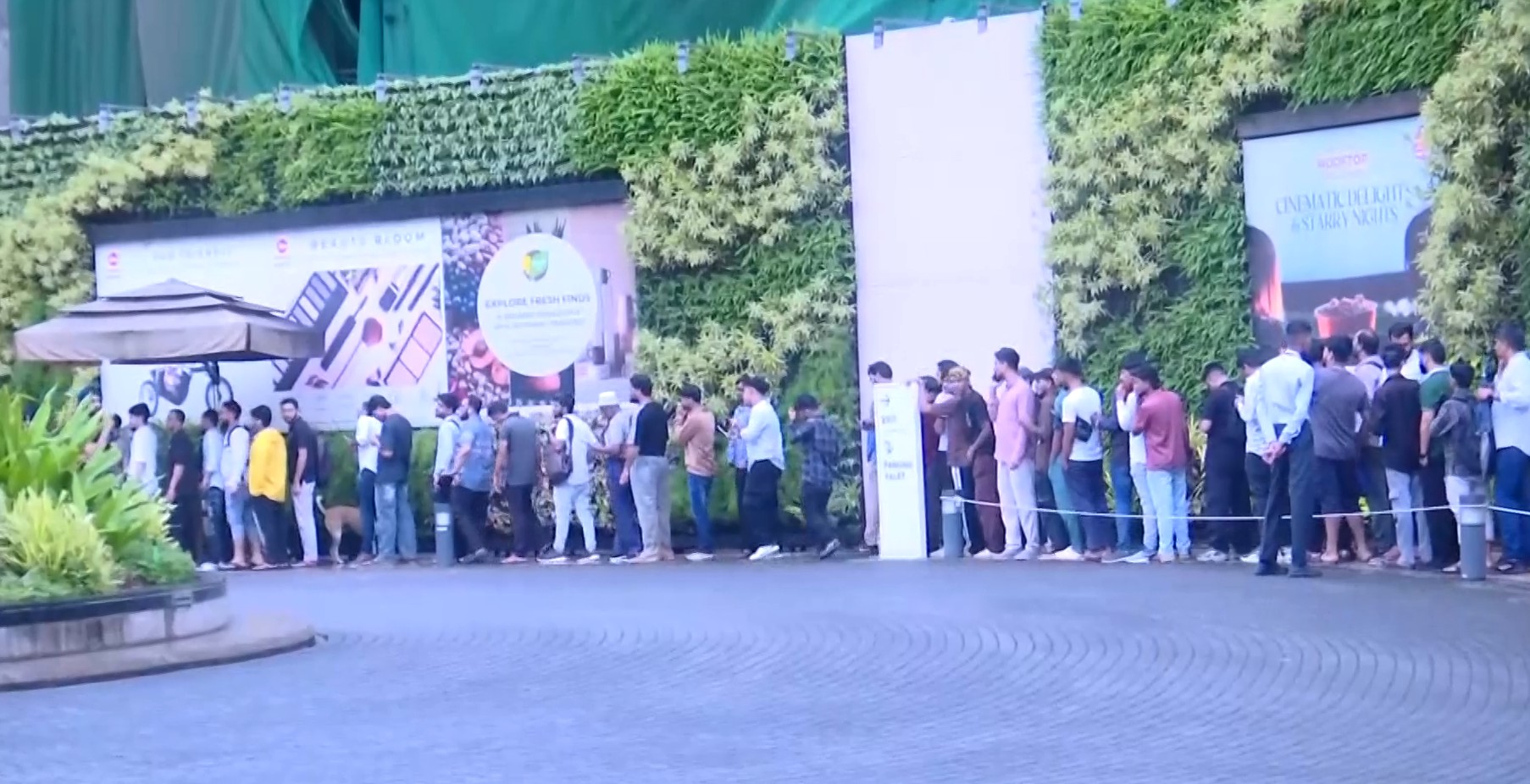 iPhone 17 series sale draws long queues outside Apple stores in Bengaluru