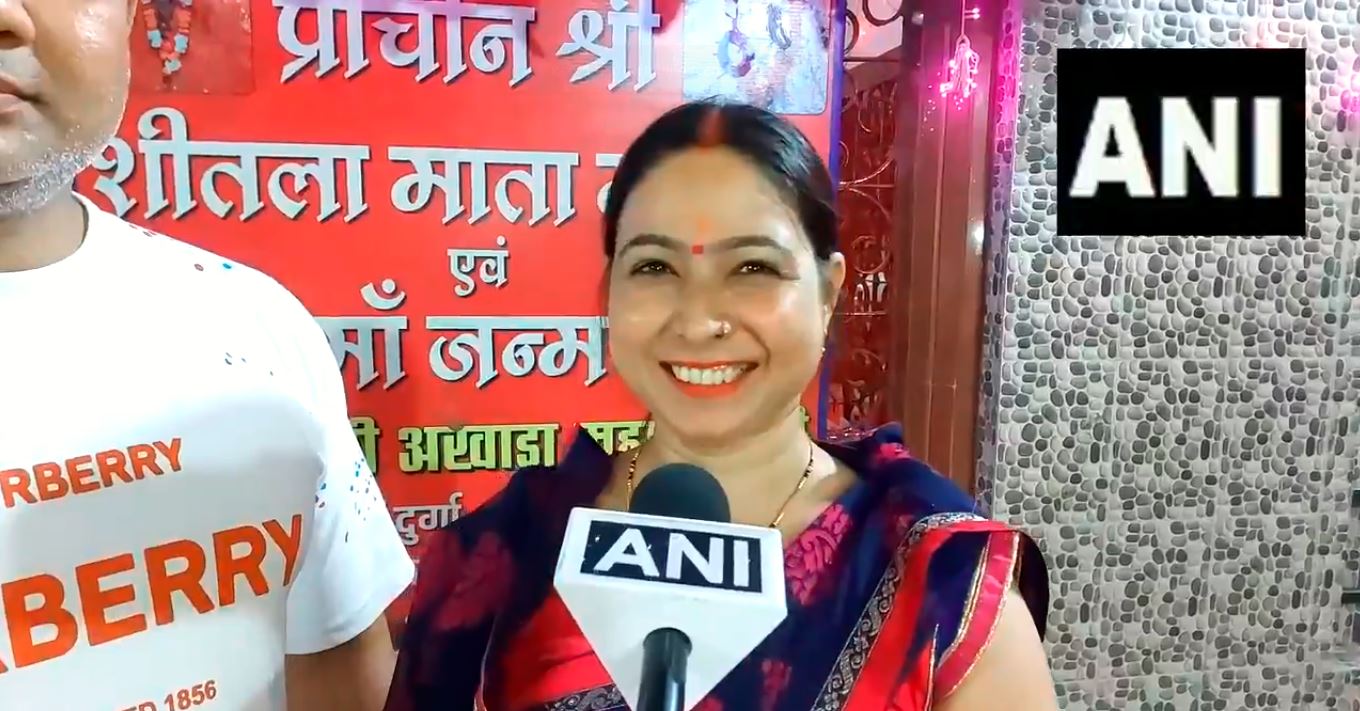Uttarakhand: Devotees gather at Shitla Mata temple to seek blessings during Navratri