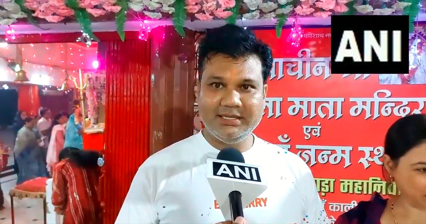 Uttarakhand: Devotees gather at Shitla Mata temple to seek blessings during Navratri