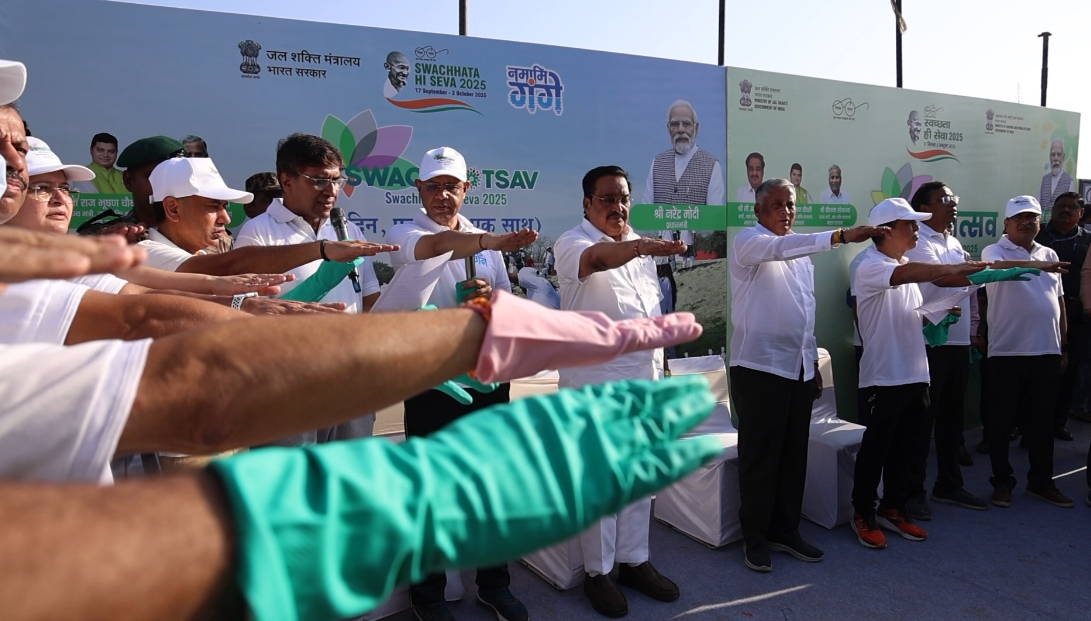 Delhi: Ministry of Coal launches 'Ek Ped Maa Ke Naam' plantation drive at Indraprastha Park