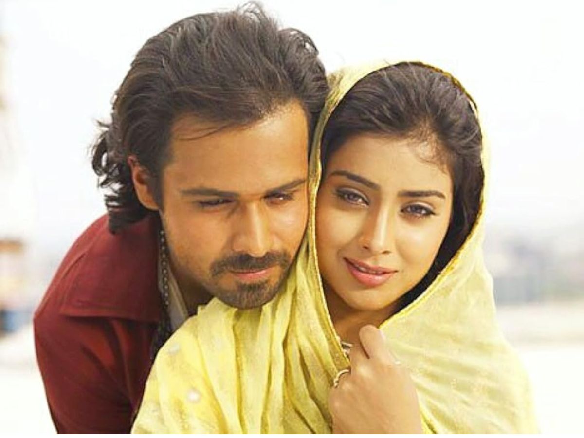 Drishyam से RRR तक, हर किरदार में चमक डाल Shriya Saran ने छोड़ी अपनी छाप - Photo Gallery