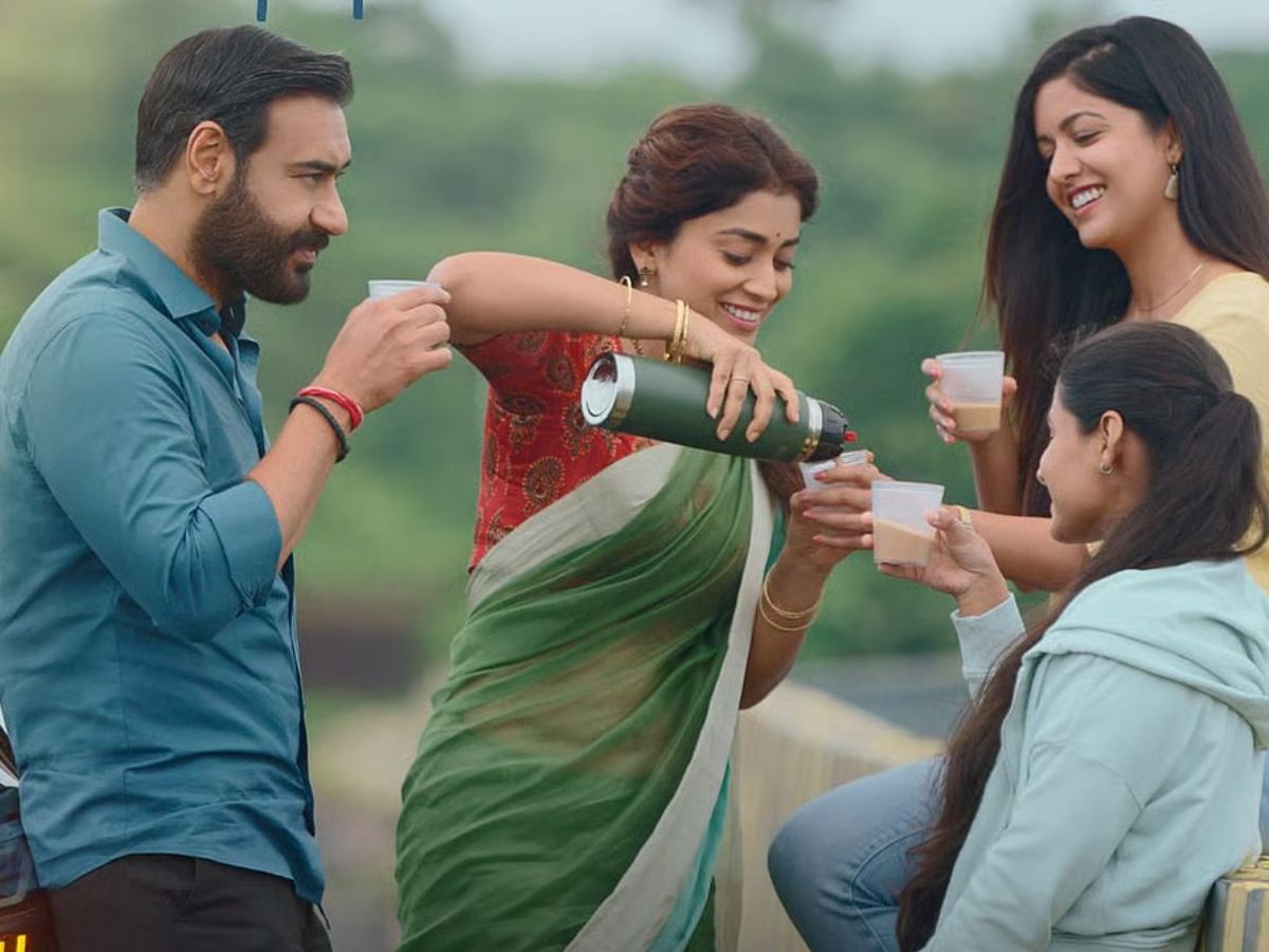 Drishyam से RRR तक, हर किरदार में चमक डाल Shriya Saran ने छोड़ी अपनी छाप - Photo Gallery