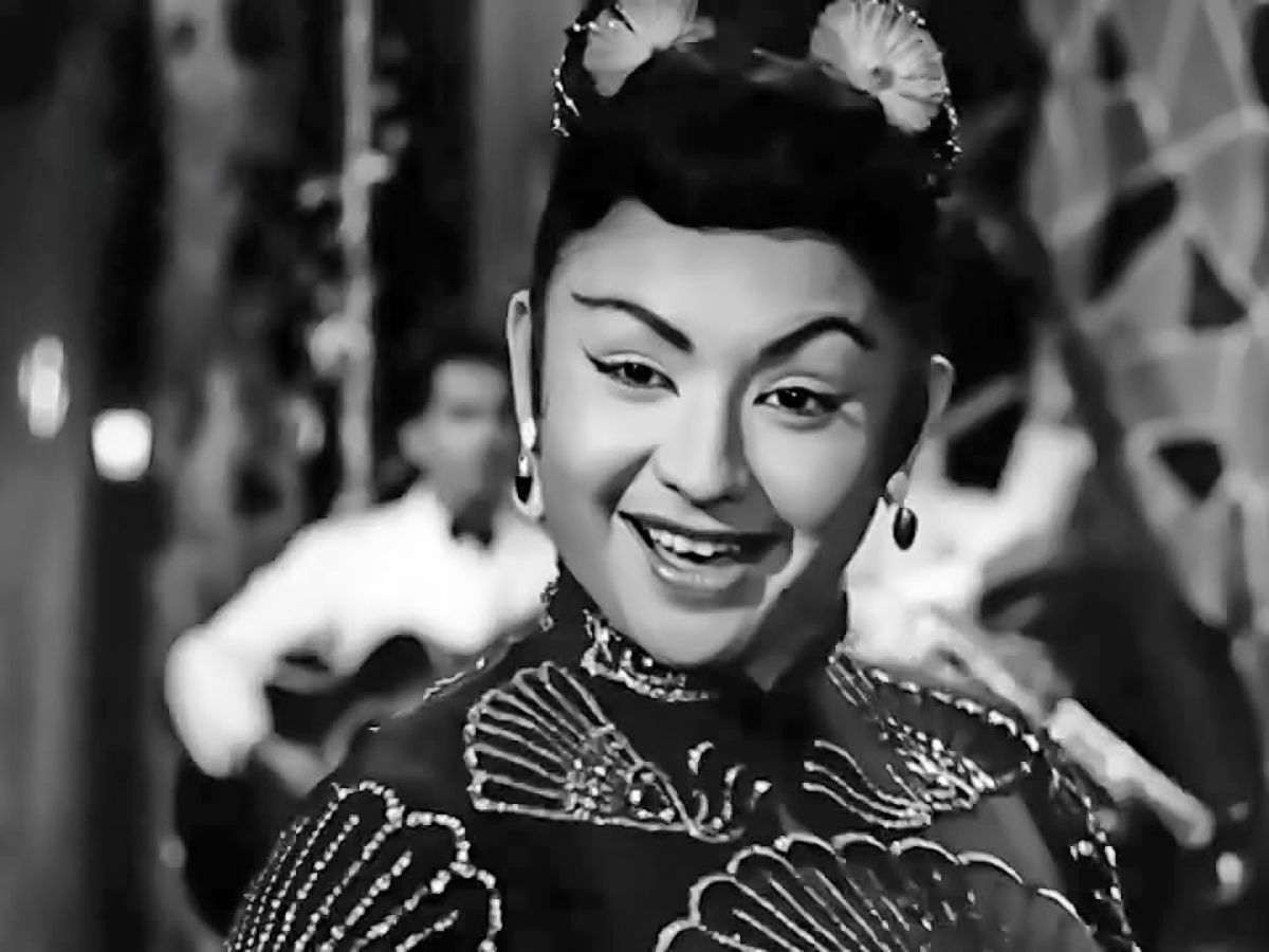 Lata Mangeshkar की आवाज और Helen के जलवा, इन दोनों की सदाबहार जोड़ी ने बनाया डांस फ्लोर को हिट - Photo Gallery