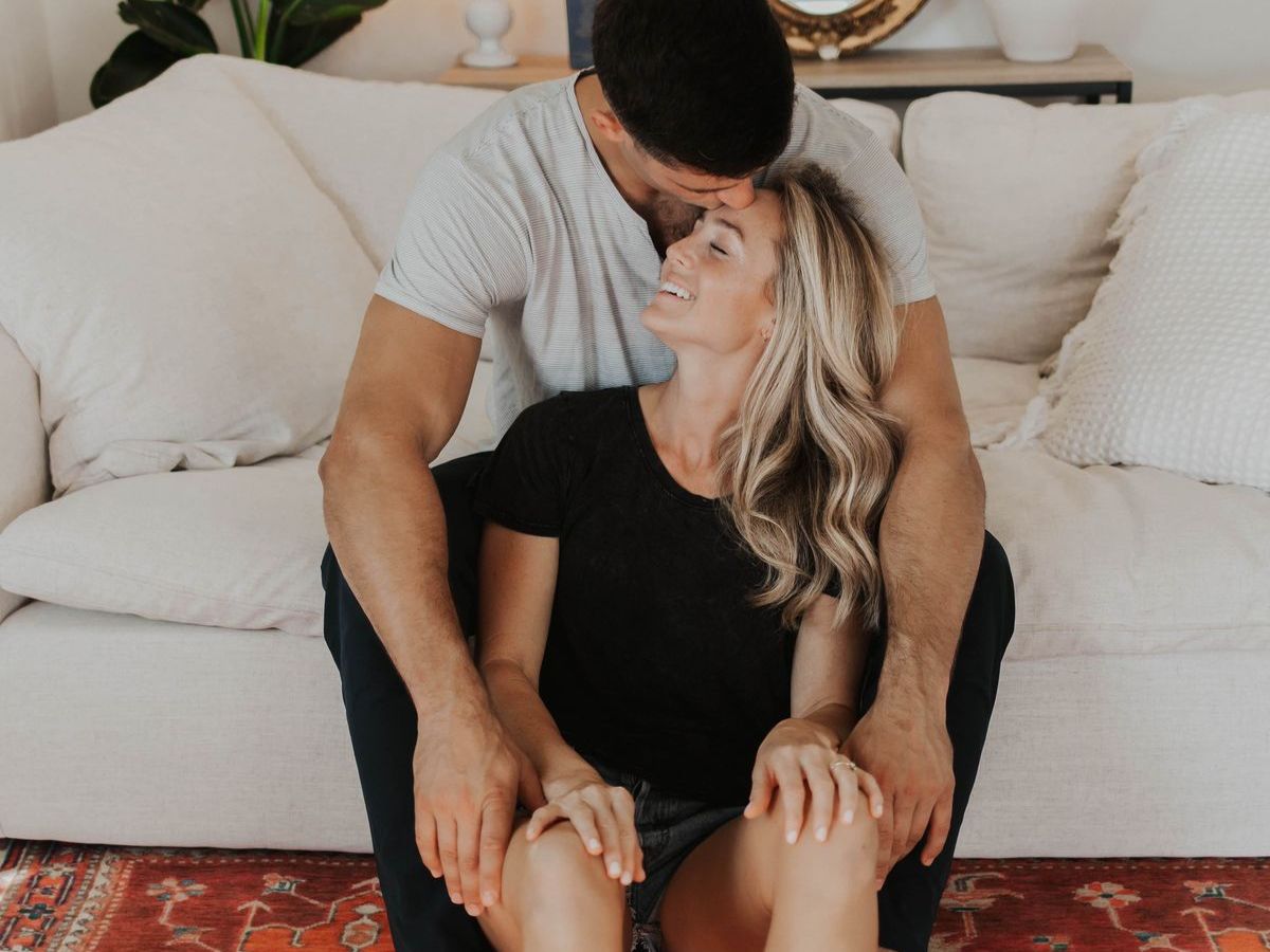 reasons-for-low-sex-drive-in-relationships-and-know-the-impact आपके पार्टनर के रोमांस में आ रही कमी ,जानें सेक्स इच्छा घटने के छिपे कारण जो रिश्तों में ला सकते हैं दरार - Photo Gallery