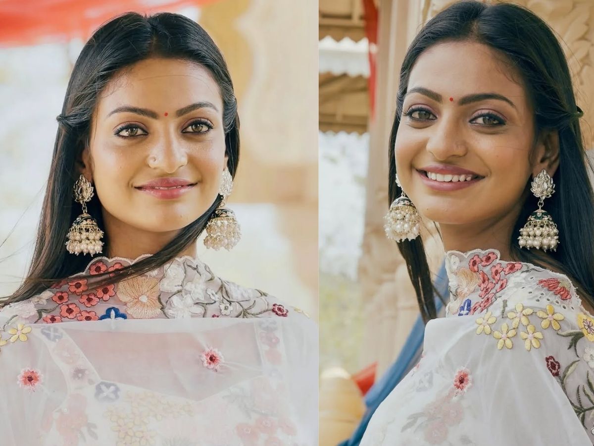 Haakumbh Viral Girl Monalisa Bhosle - Photo Gallery