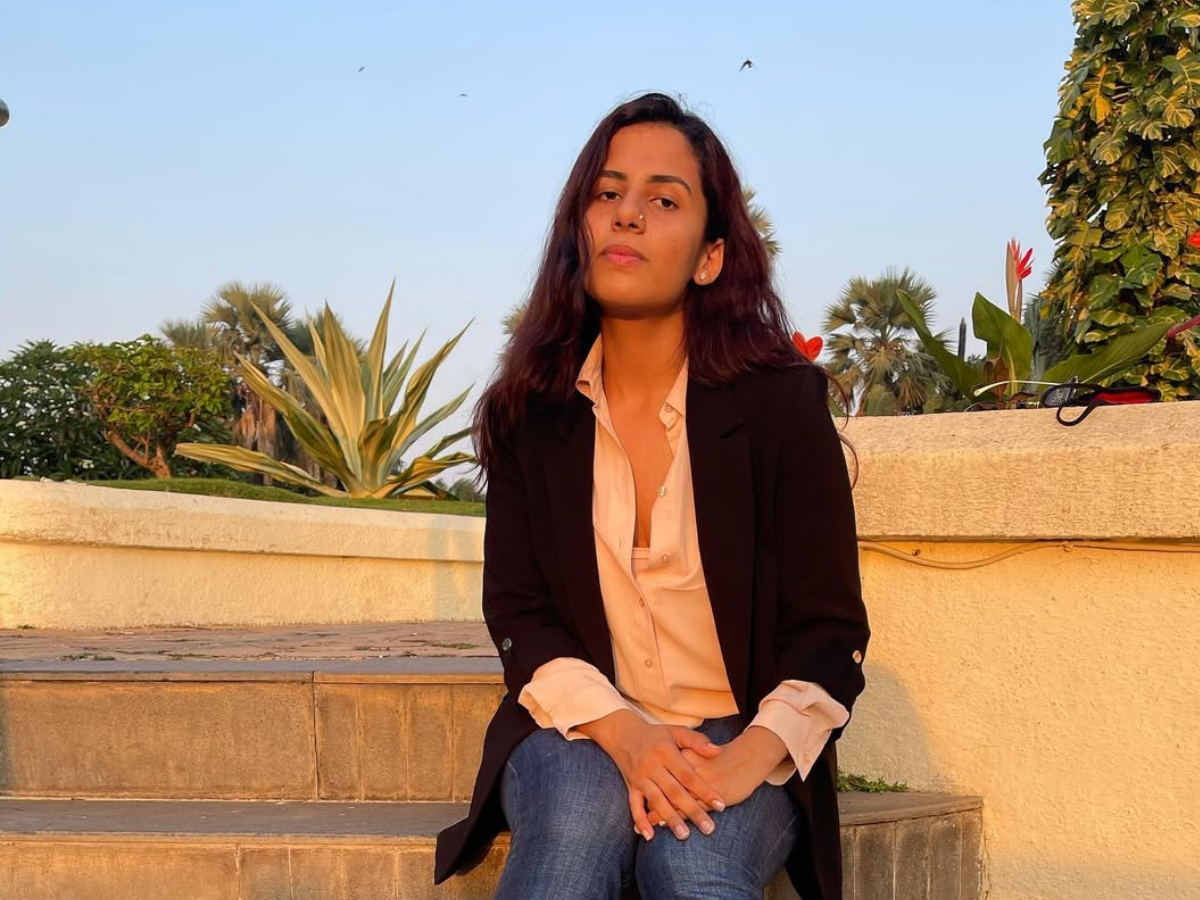 Even Bollywood Actresses Are Less Than Manoj Tiwari's Daughter Rhiti Tiwari - Photo Gallery