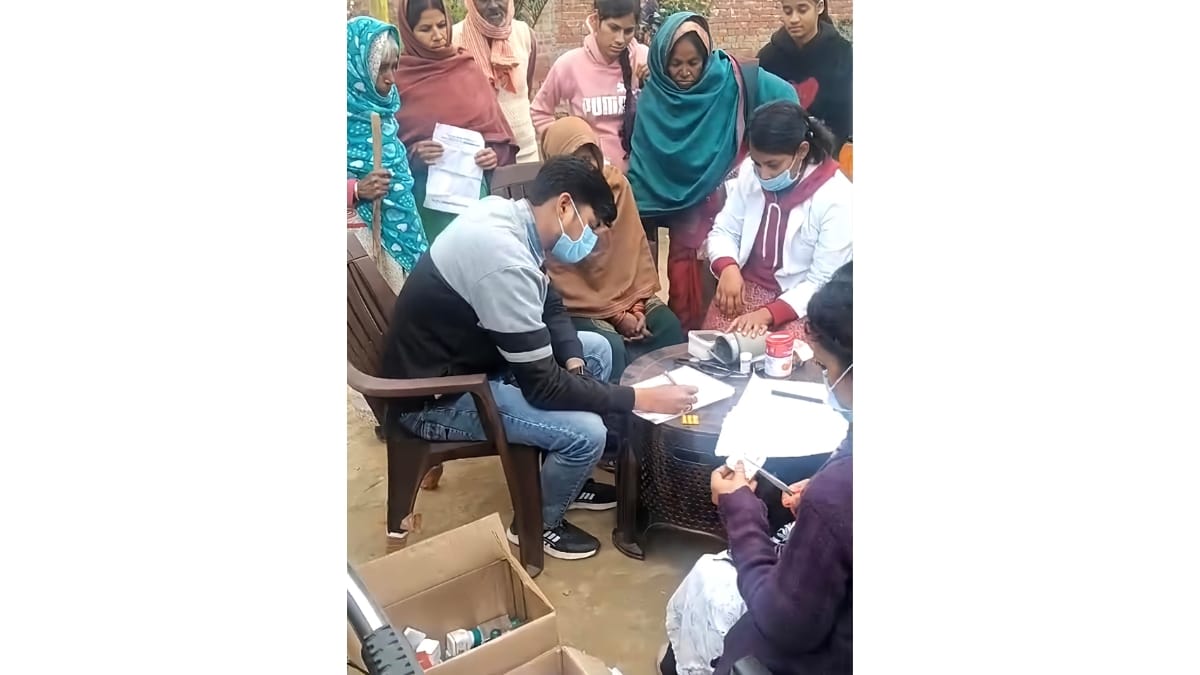 14th-free-health-camp-concludes-in-malouli-barabanki बाराबंकी के मलौली में 14वां निःशुल्क स्वास्थ्य शिविर संपन्न