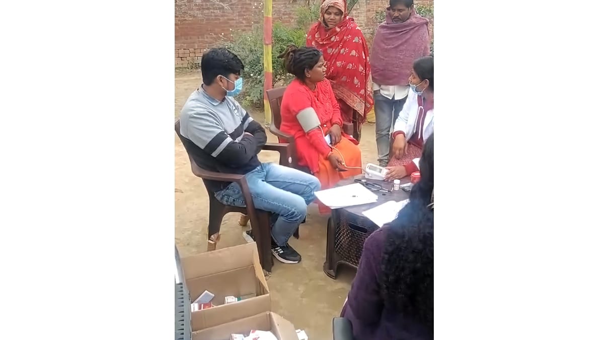 14th-free-health-camp-concludes-in-malouli-barabanki बाराबंकी के मलौली में 14वां निःशुल्क स्वास्थ्य शिविर संपन्न